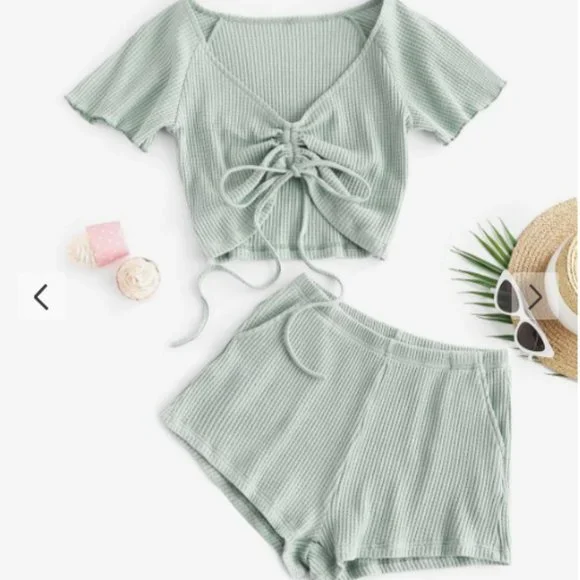 Waffle Knit Shorts Set | size M - Picture 2 of 6
